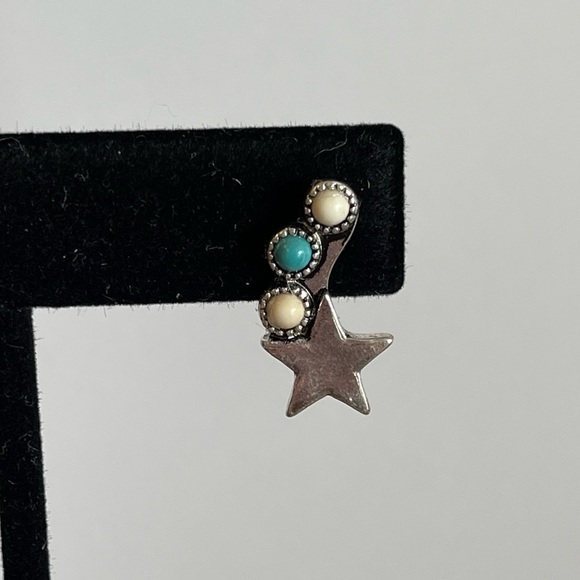 Turquoise Starburst Earrings​ - Picture 3 of 4